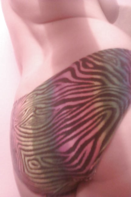 Getting dressed #32925074