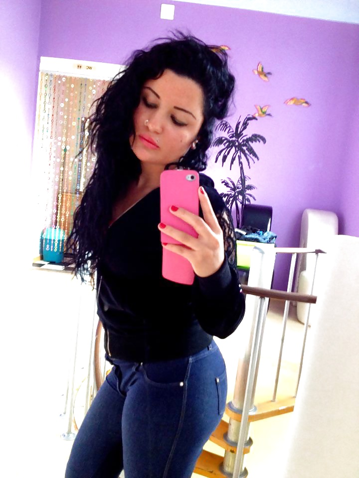 Turkish Isil Chaud Babe Teen De La Suisse #39066144