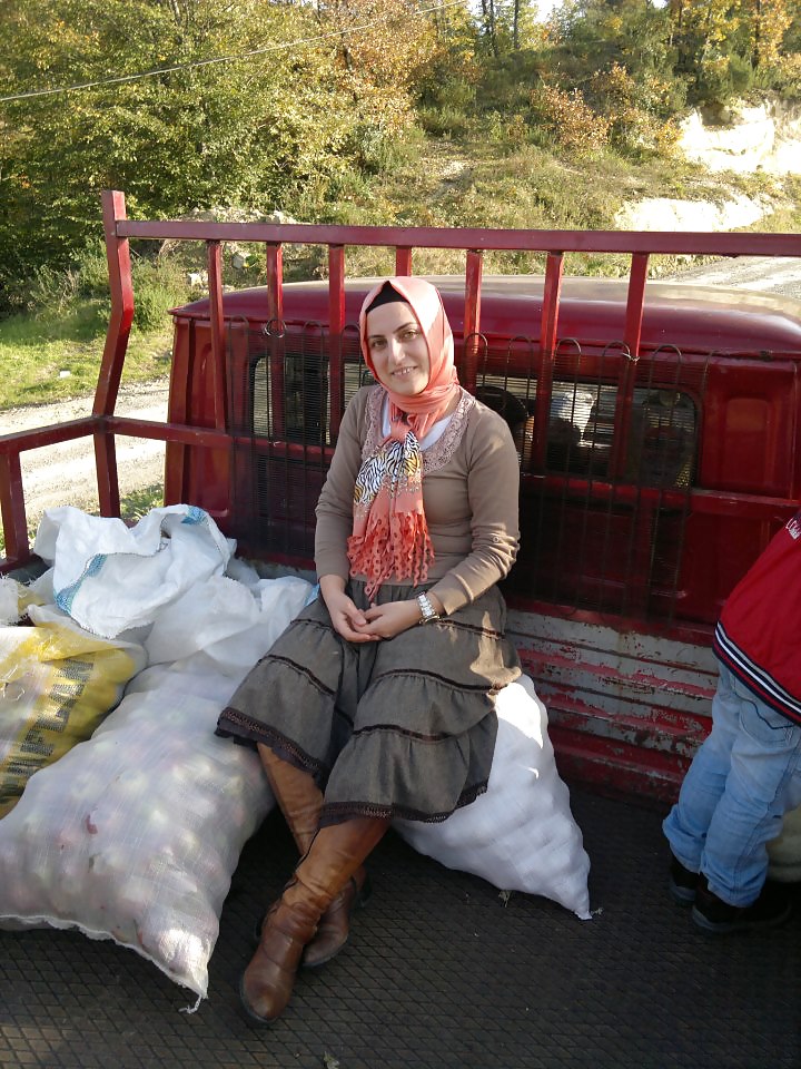 Hijab Arab Turc, Turban Portant Off Asiatique #37100657