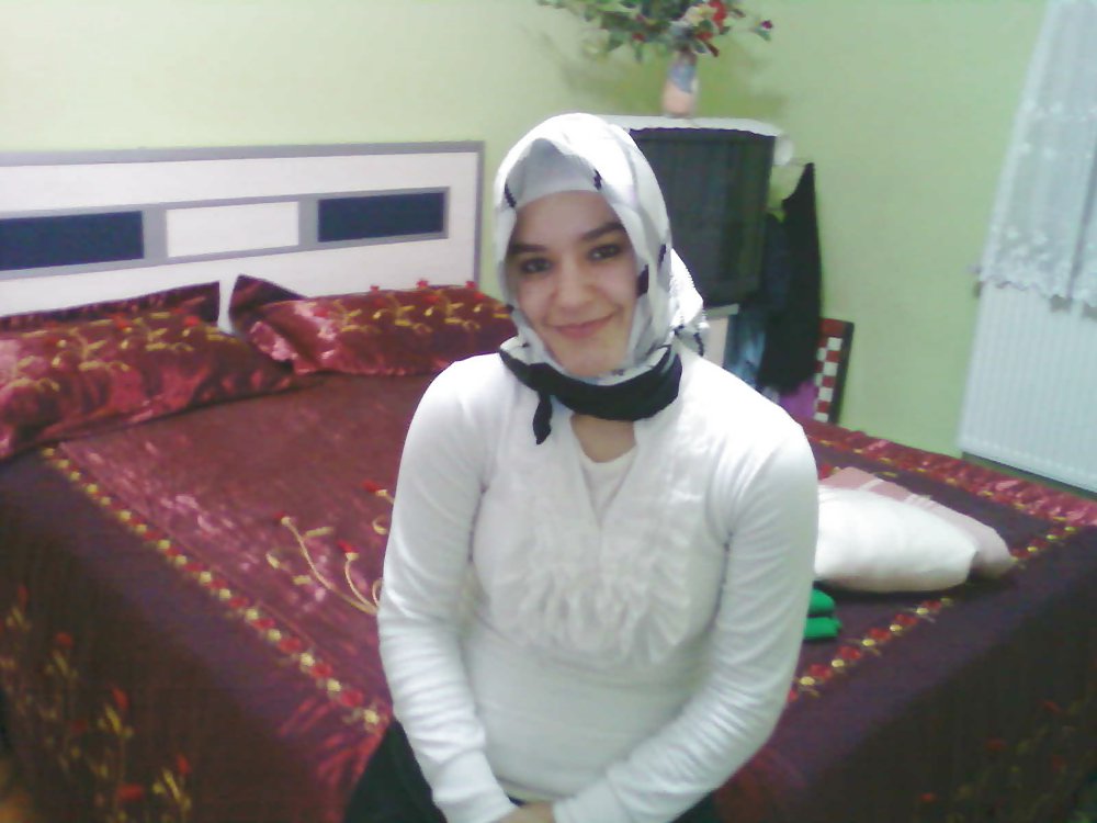 Hijab Arab Turc, Turban Portant Off Asiatique #37100678