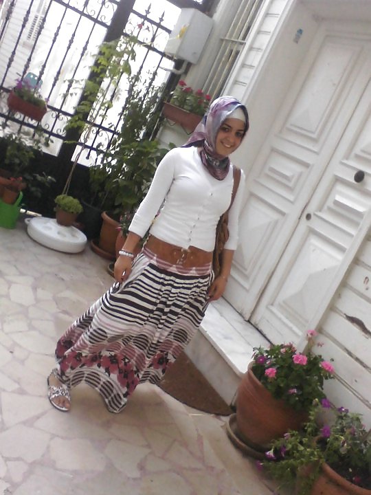 Hijab Arab Turc, Turban Portant Off Asiatique #37100692