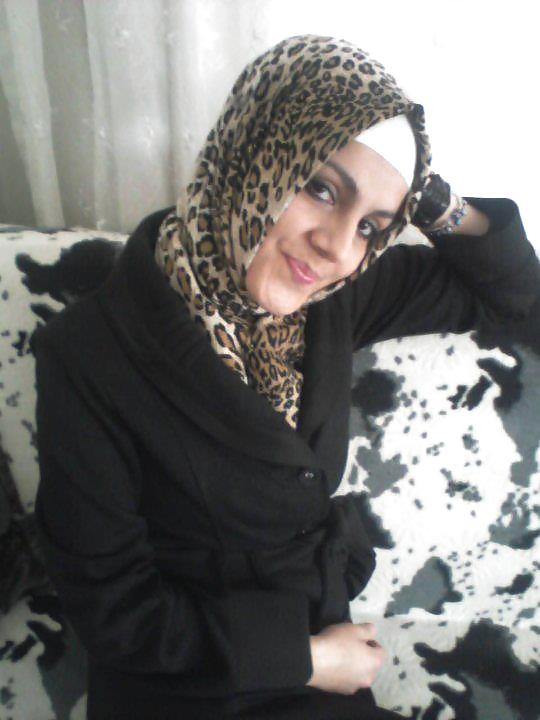 Hijab Arab Turc, Turban Portant Off Asiatique #37100810