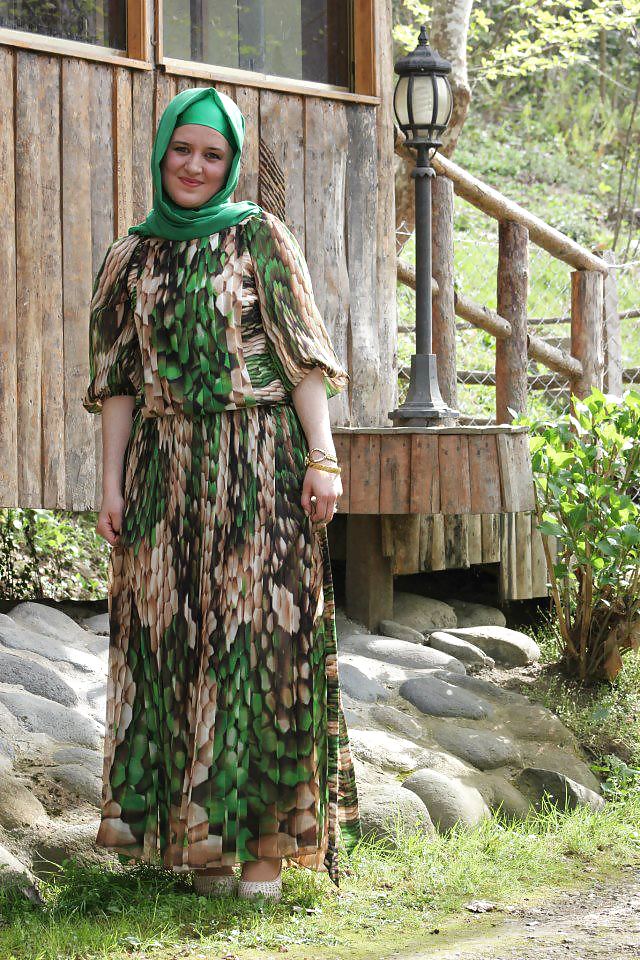 Hijab Arab Turc, Turban Portant Off Asiatique #37100812