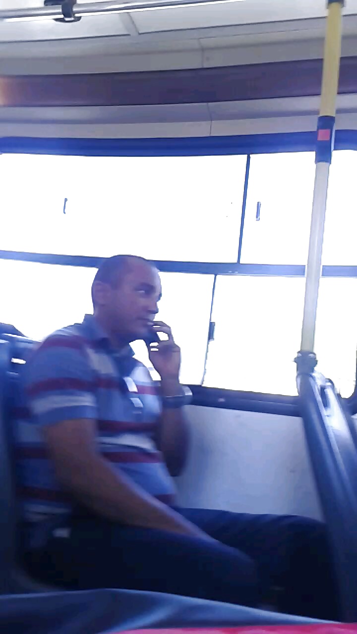 Maduro centado
 #23898837