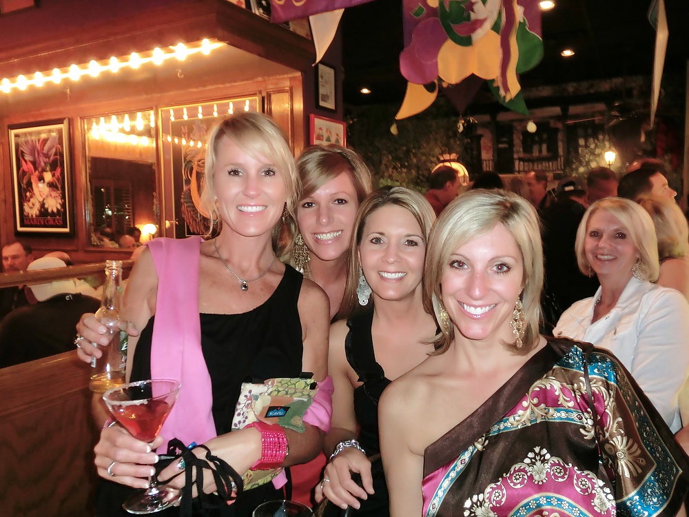 Blonde Milf and Friends (What would you do?) #24127370