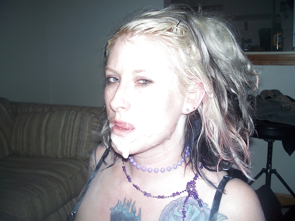 曇った顔
 #28093253