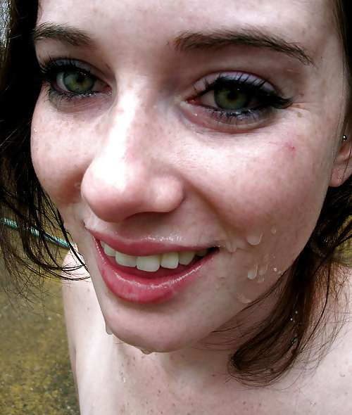 曇った顔
 #28093341