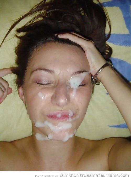 曇った顔
 #28093369