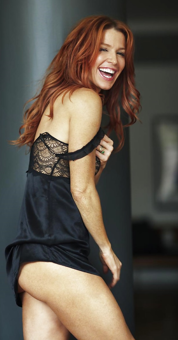 Poppy Montgomery #27493343