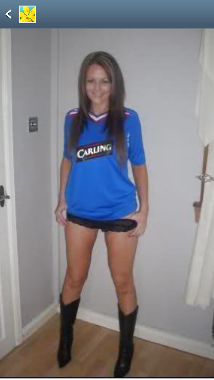 Football babes
 #23250601