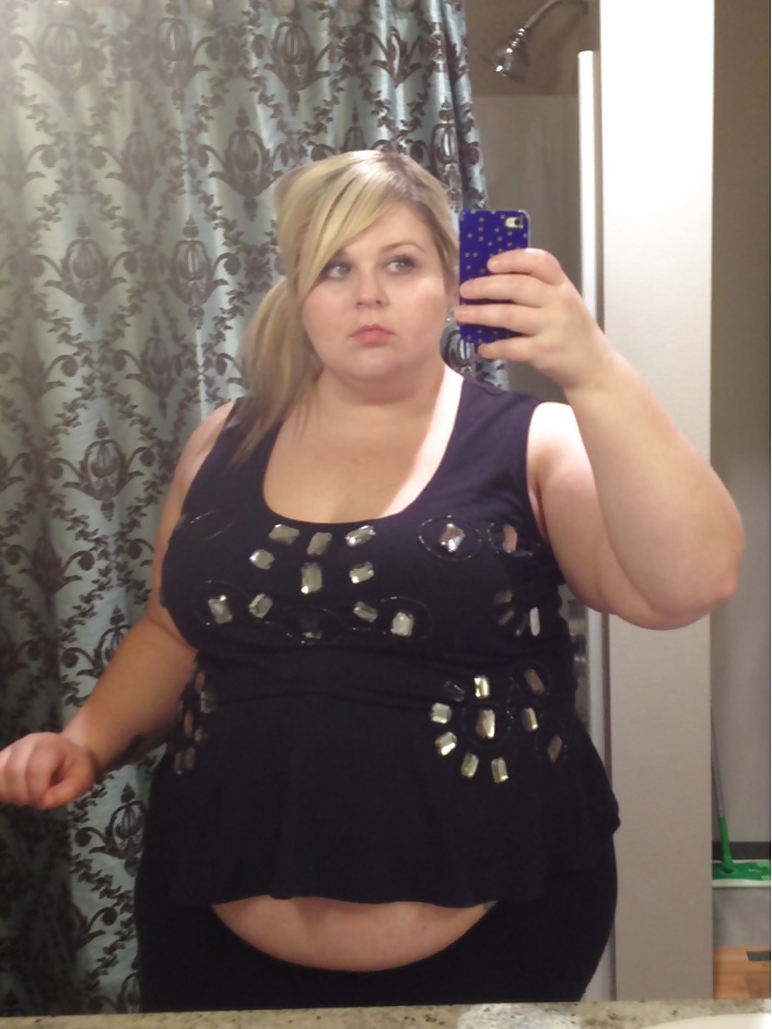 Me encantan las mujeres grandes
 #40744715