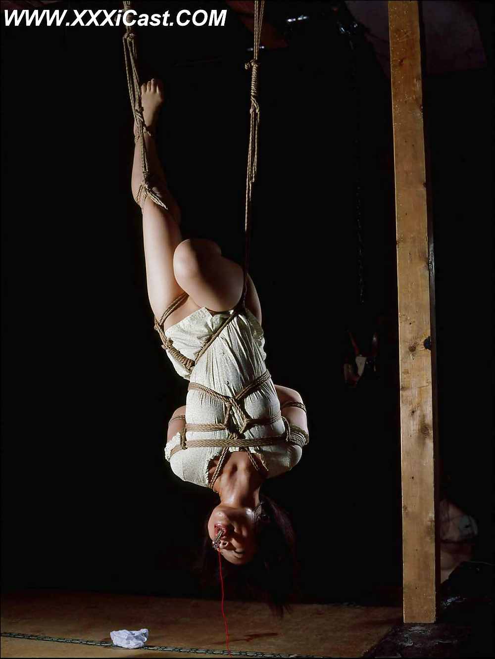 Extreme Asian Shibari Rope Bondage