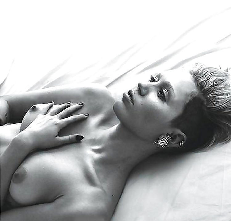 Miley Cyrus - Nackt Schlampe Ficken #24039236