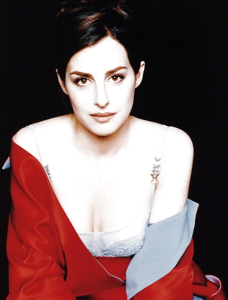 Amira casar french actrice juive #32720528