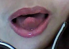 Labios de puchero
 #34508049