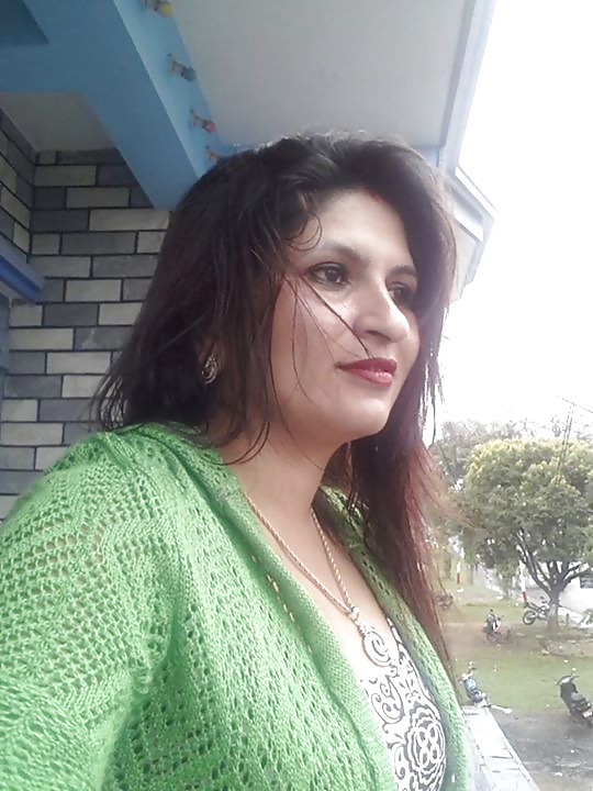 Sexy Reife Tanten (indische Und Nepalesische) #39766922