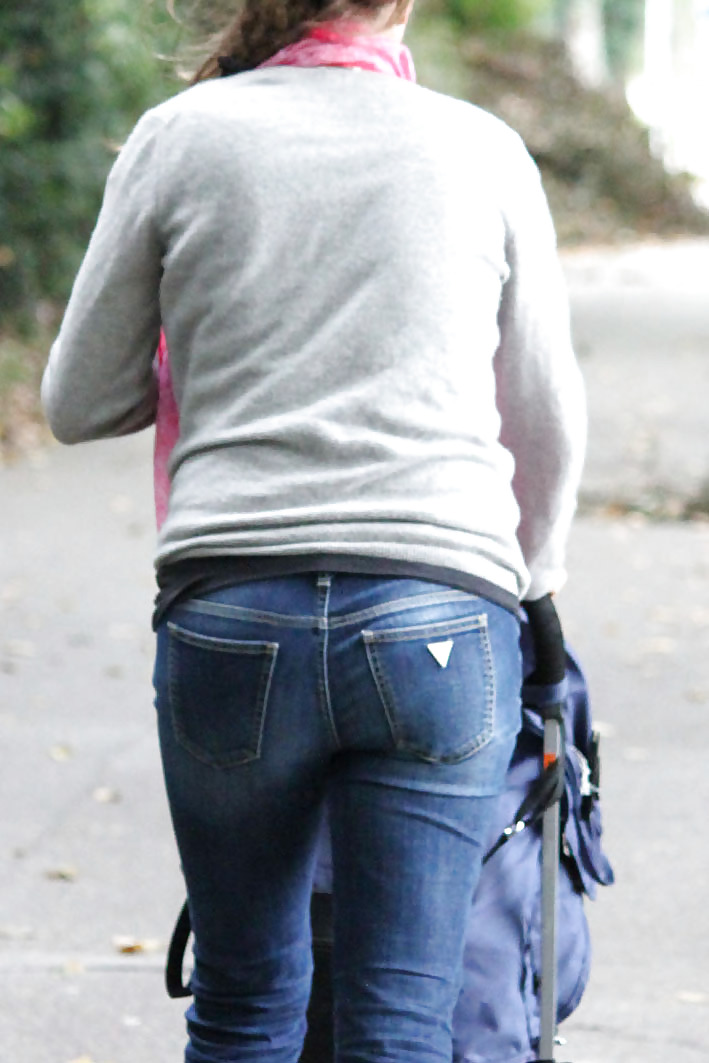 高潔なお尻ストリート3
 #36223863