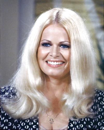 Sally Struthers #33950353