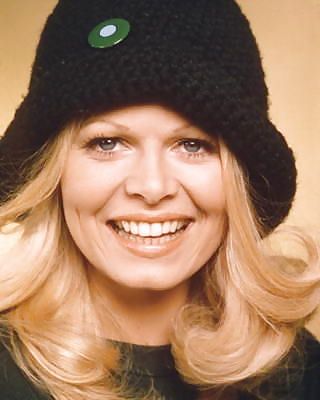 Sally struthers
 #33950361