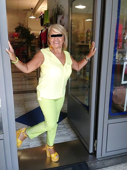 Los amigos de mi madre
 #29216406