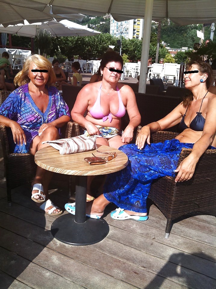 Los amigos de mi madre
 #29216414