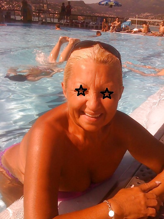 Los amigos de mi madre
 #29216437