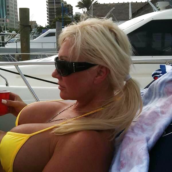 Linda Hogan - thick, busty MILF #31668090