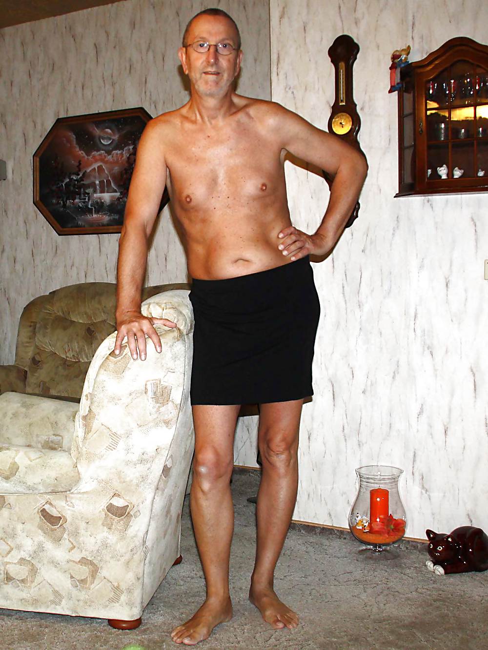 Nackedei mit sessel 2013
 #24568590