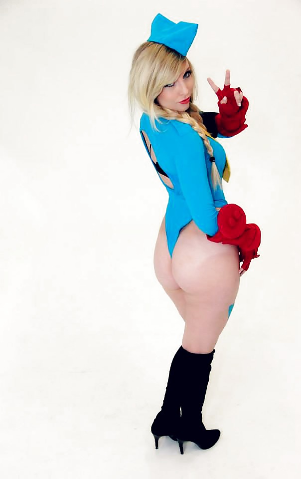 Street fighter cammy cosplay
 #22981697