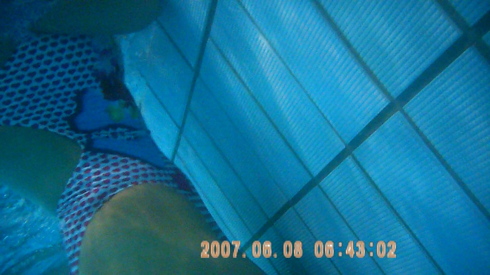 Am Pool #23352232