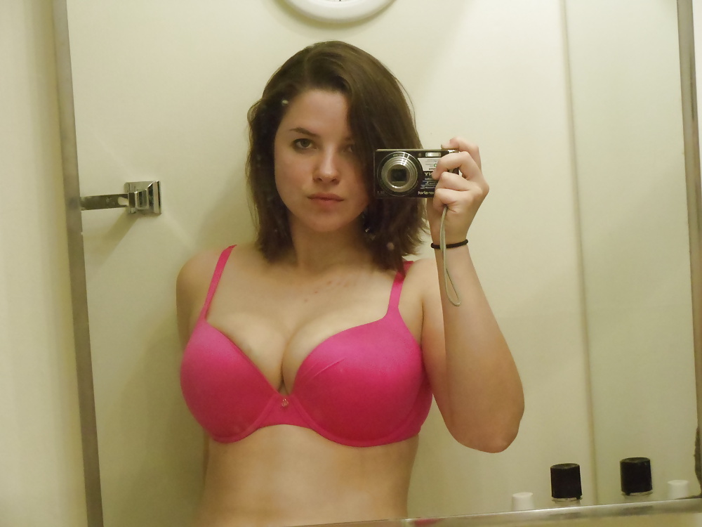 Brynn Fucks and Cucks Multiple Strangers #25176444