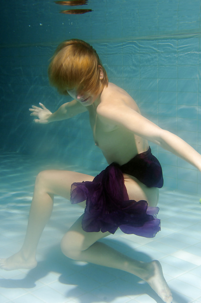 Underwater girls #29975586