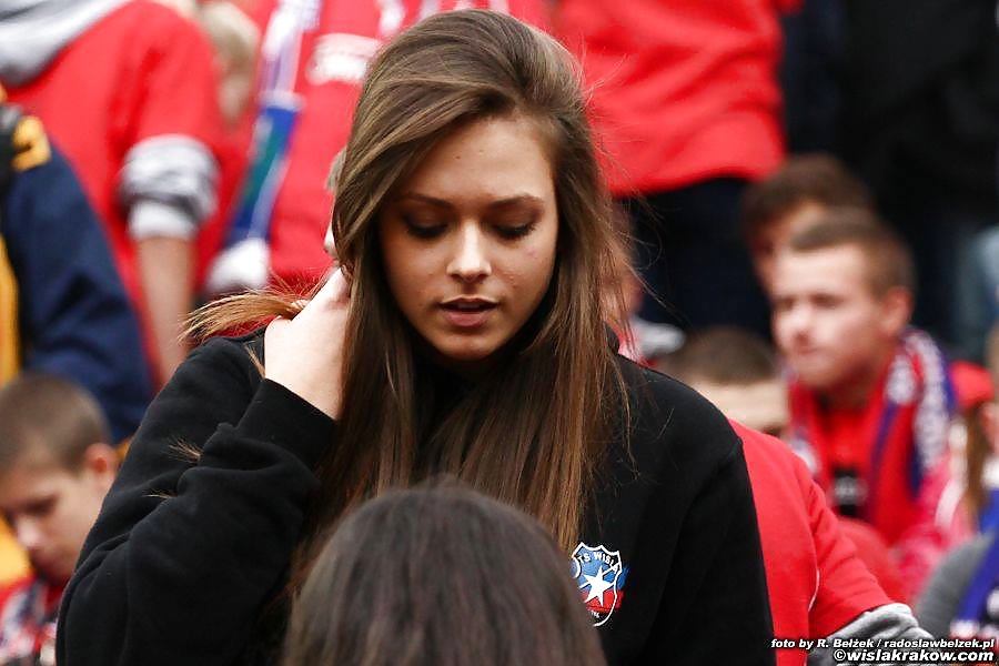 Ragazze di calcio 
 #39898565