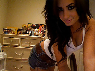 Demi Lovato #25843612