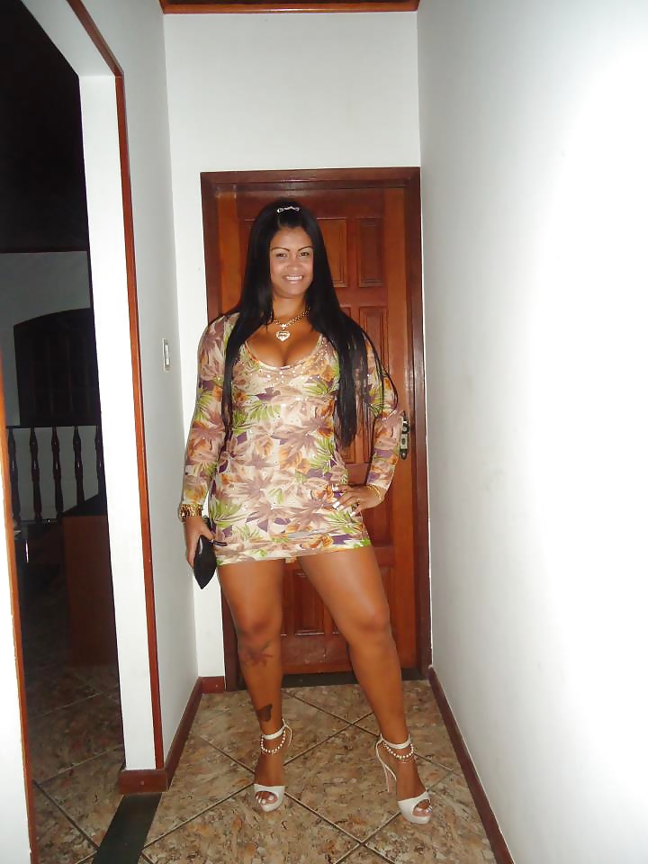Morena espetacular
 #40399187