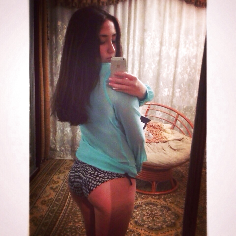 Nika, Russian Teen Girl Selfshots (18+) #40835508