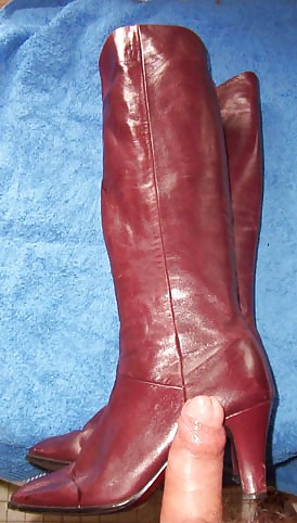 Vintage leather boots #31467965