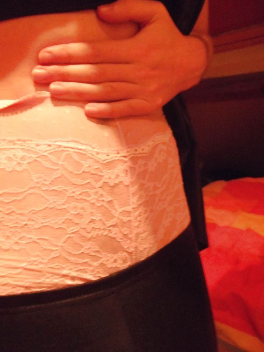 Cross-Dressing In Wetlook Kleid Und Lederhose #23910732