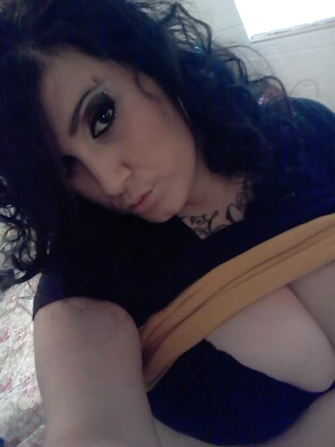 Carly   #34965741