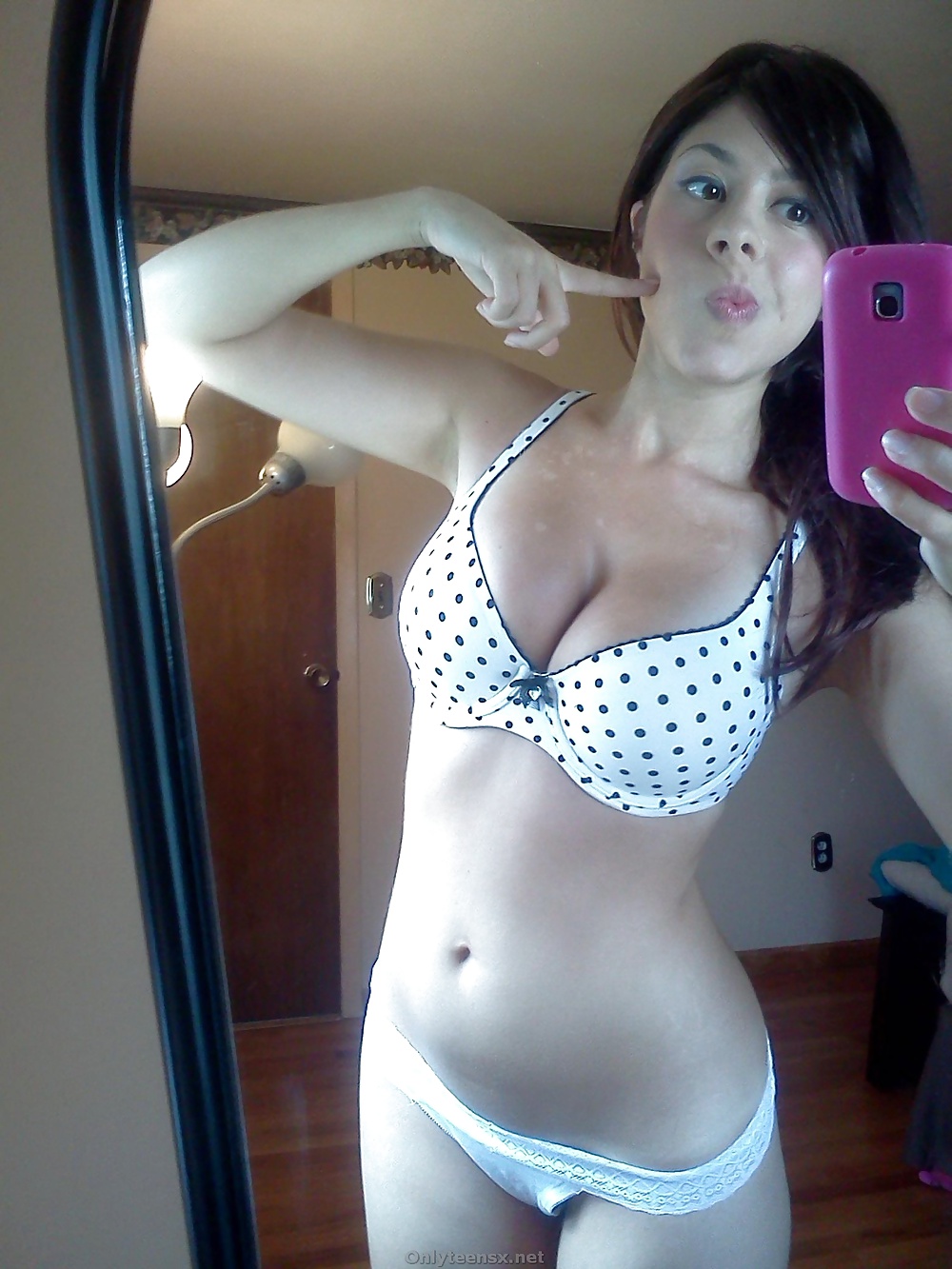 Joven zexy y caliente
 #35418060