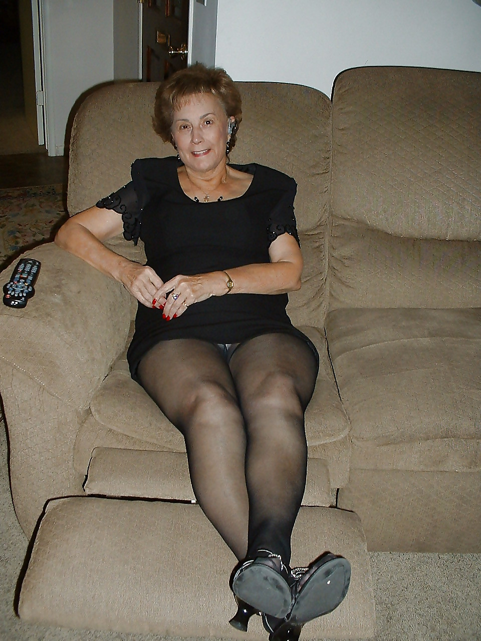 Mature pantyhose from Jimmy 6 #37174878