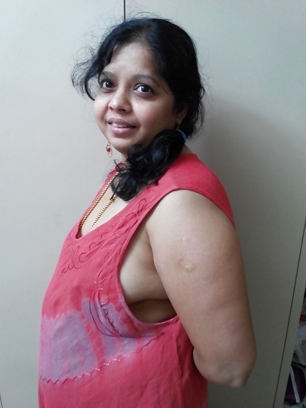 Kamini aunty-indiano desi 
 #40616769