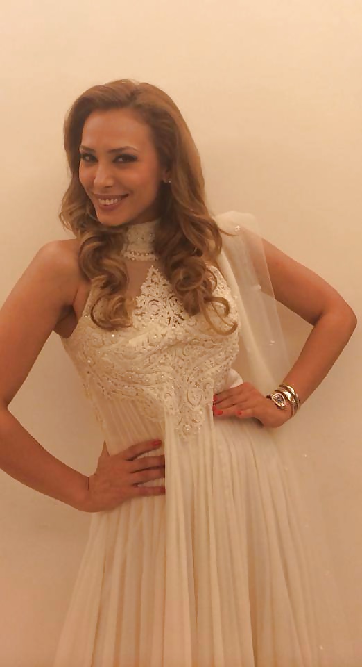 Iulia Vantur #25128434