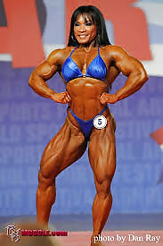 Mah Ann Mendoza - Weibliche Muskeln #30284937