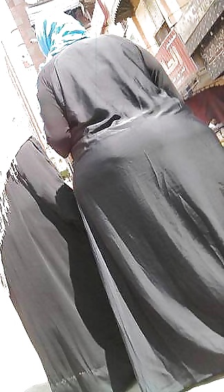 Candide Ass Arab - Voyeuse Big Butt Matures - Rue Butin #40389990