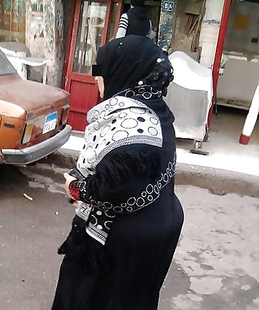 Candide Ass Arab - Voyeuse Big Butt Matures - Rue Butin #40390003