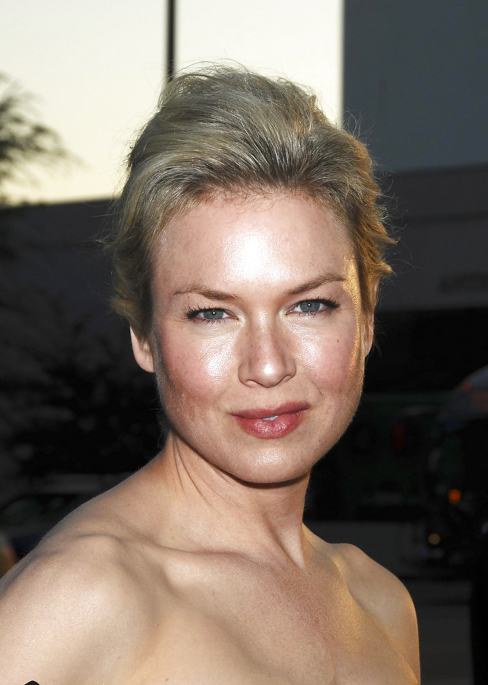 Renee Zellweger #32972131