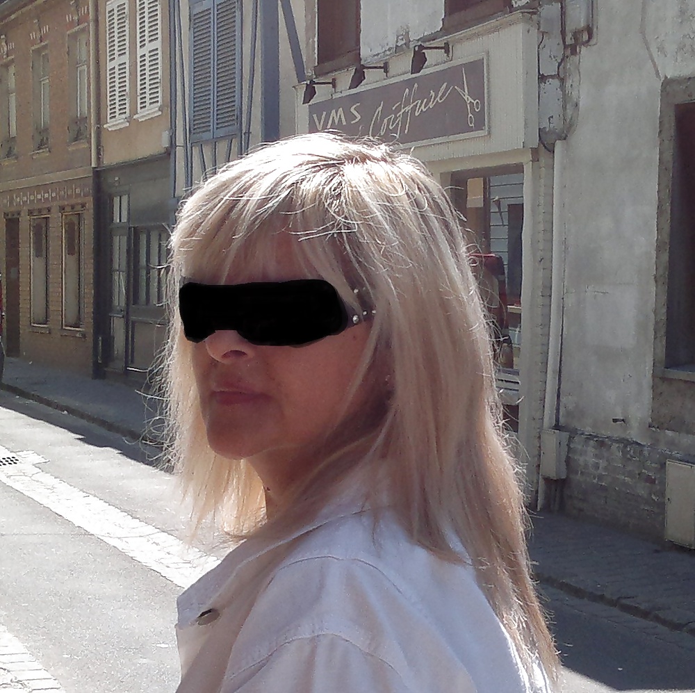 Femme ou transexuel ?
 #31517912