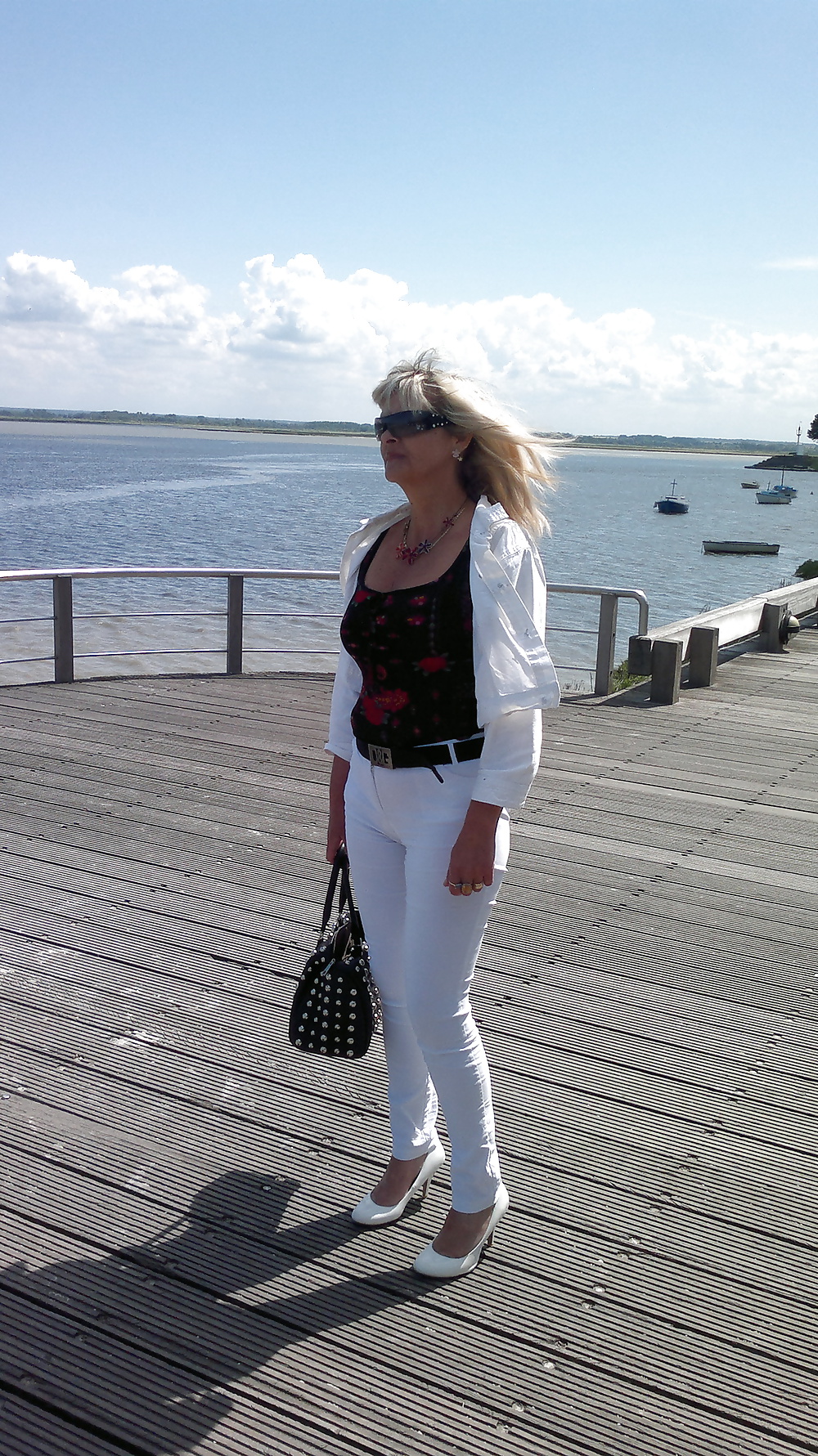 Femme ou transexuel ?
 #31517920