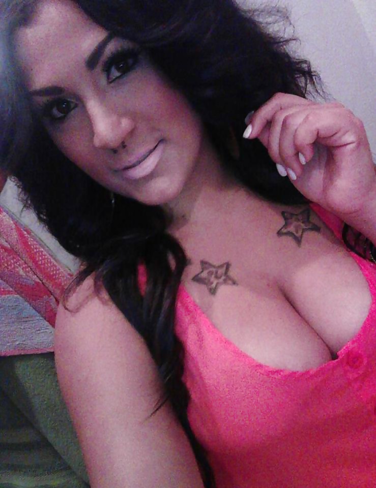 Thick latina milf cleavage #24970799